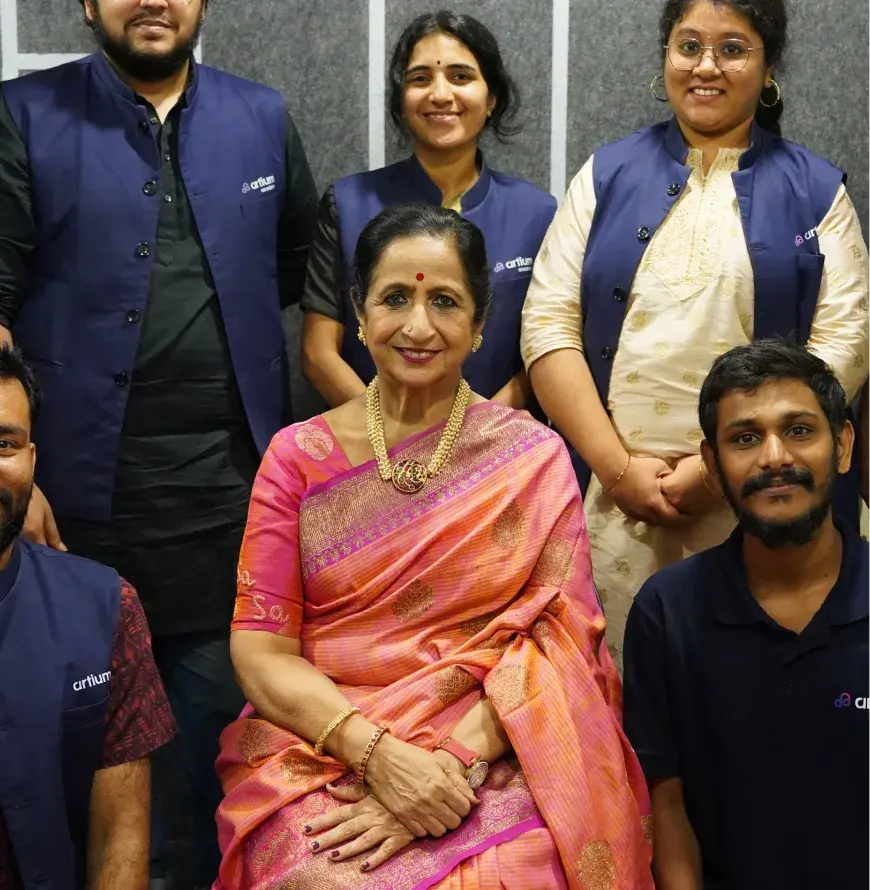 Aruna Sairam leading a masterclass at Artium