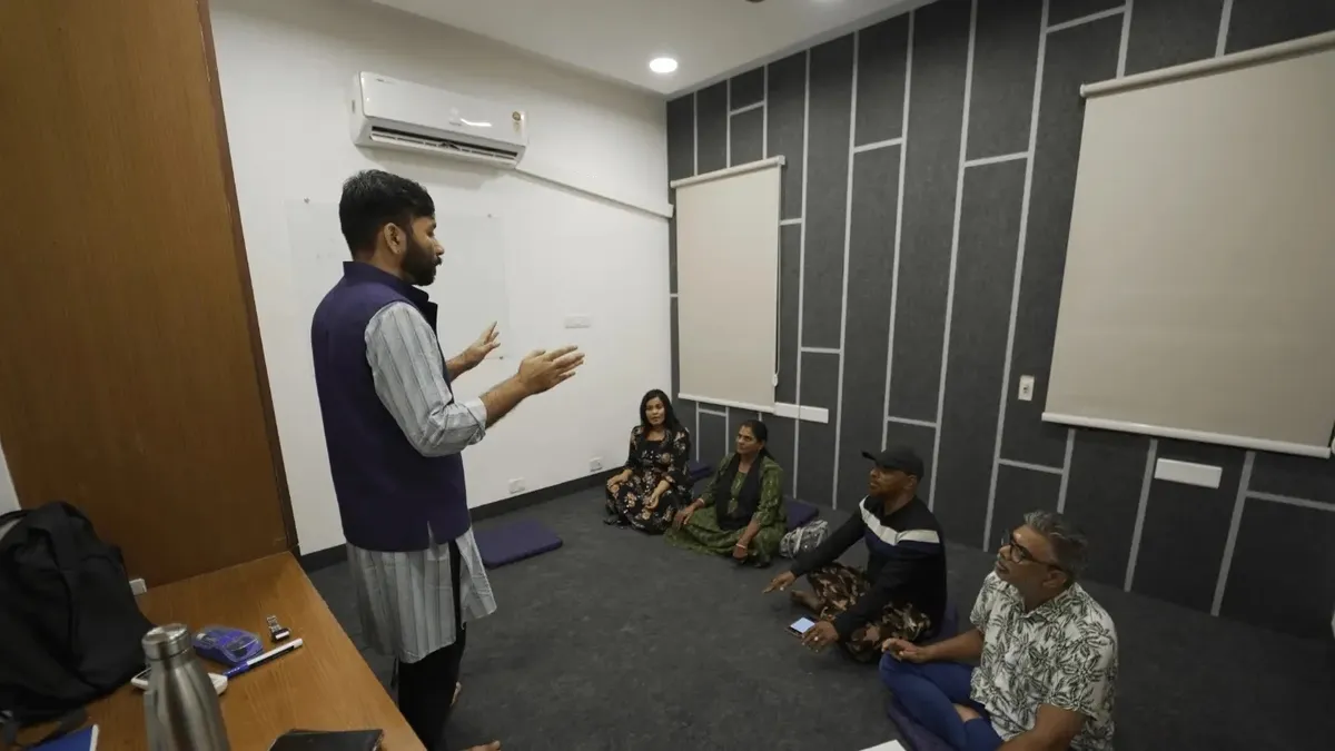 Learners at a masterclass in an Artium Experience Centre