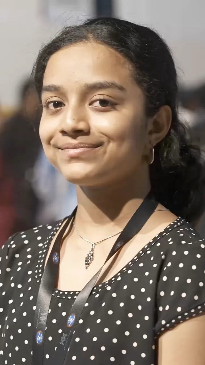 Artium Superstar finalist backstage at KS Chithra's concert at Phoenix Marketcity, Bengaluru