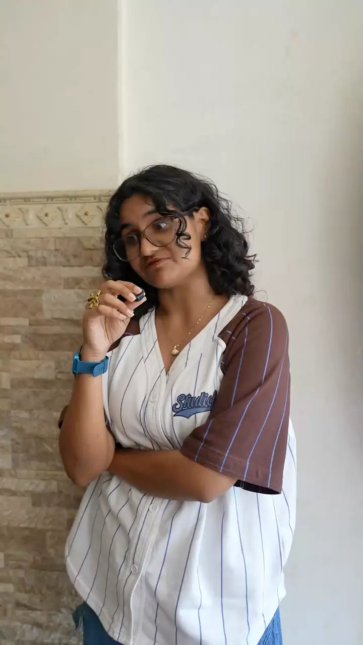 Avantika Badrinath, 19, from Bengaluru, an Artium western vocals learner, in a video testimonial about learning music online