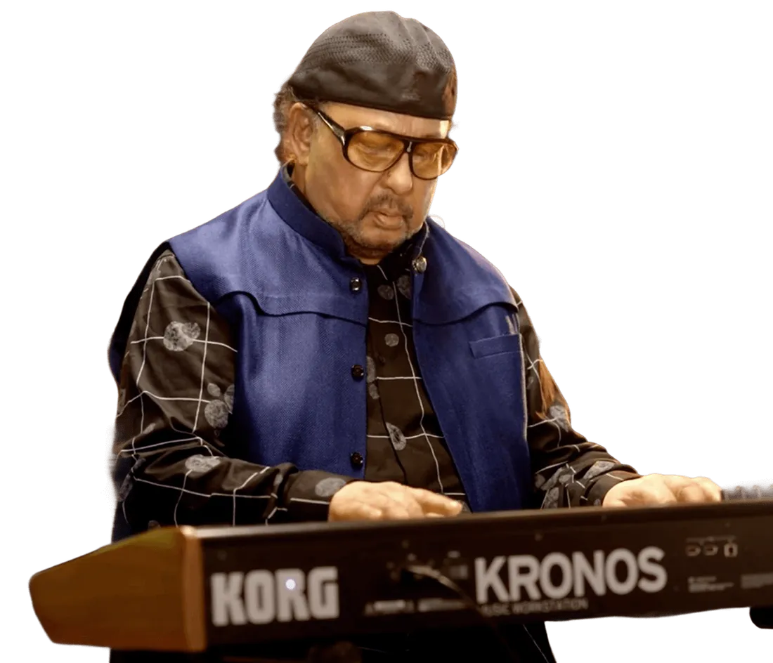 Louiz Banks playing a keyboard